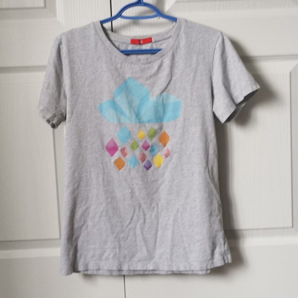 womens t shirt